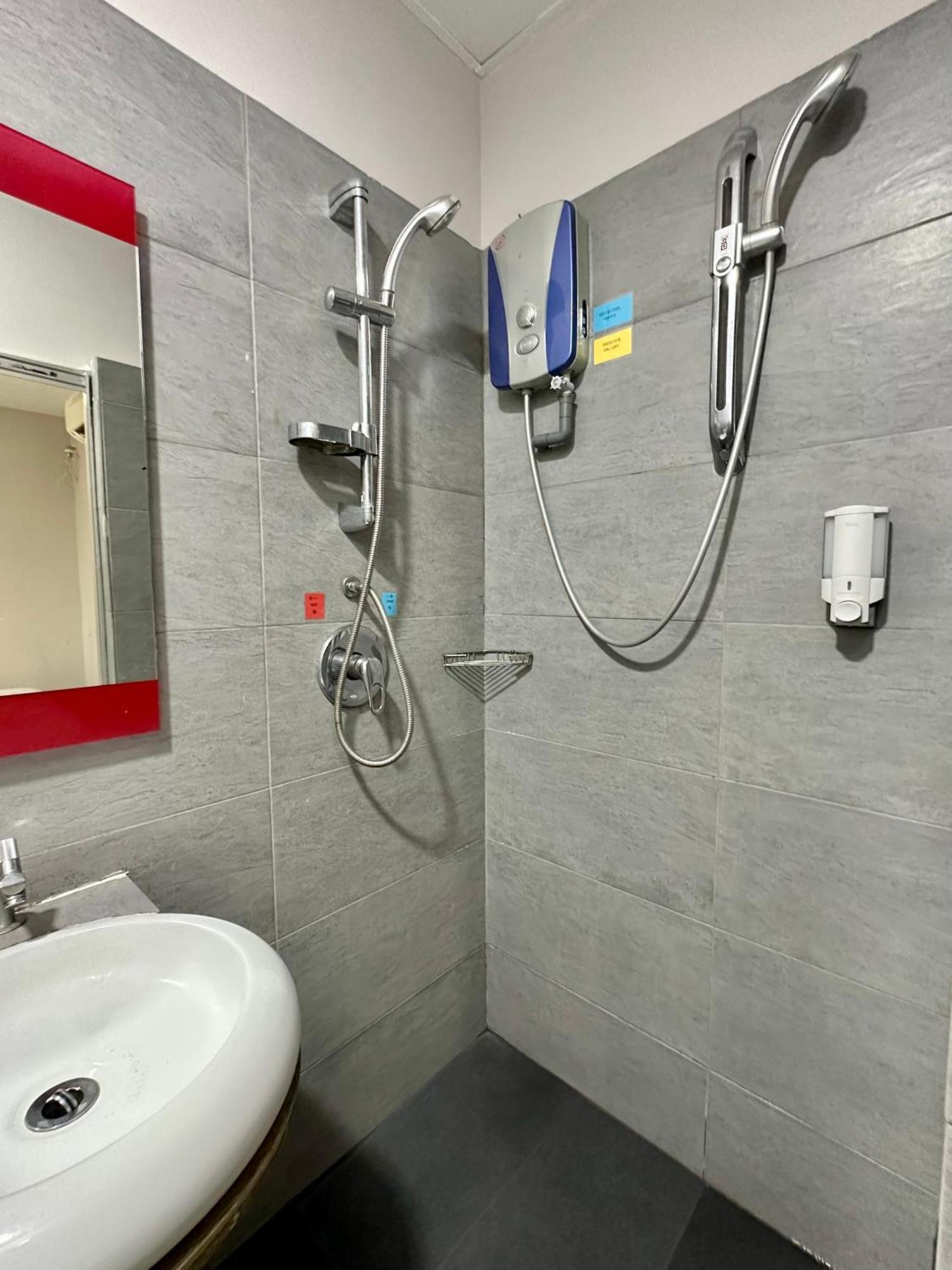 Dingdong Homes Hotel Kuala Lumpur Esterno foto